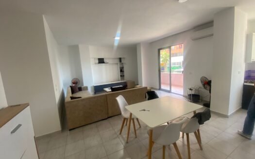 Shitet apartament 2+1+2 në Astir, pranë Bulevardit Migjeni