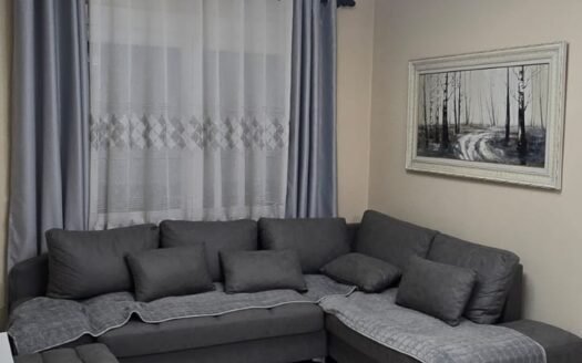 Jepet me qira apartament 2+1 në Astir